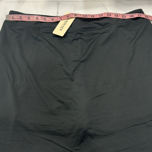 Ekouaer New With Tags‎ Skort. Size XXL - Picture 9 of 12